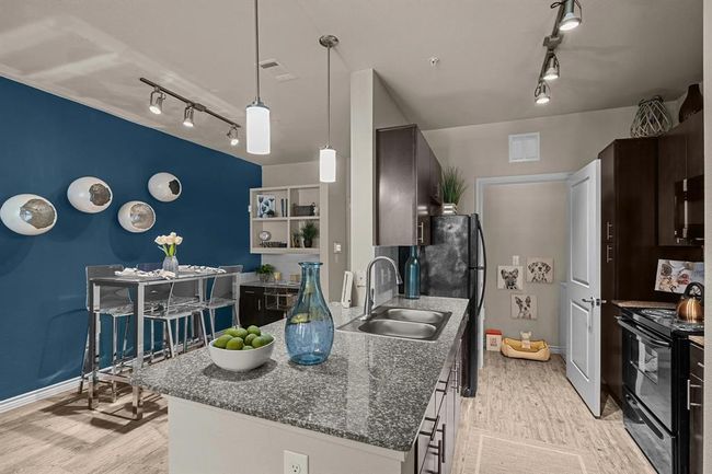 APT-3114 - 2121 Ella Blvd, Condo with 1 bedrooms, 1 bathrooms and null parking in Houston TX | Image 12
