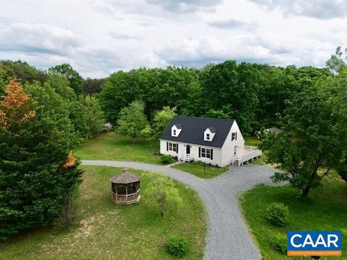 21 Zion Ct, ZION CROSSROADS, VA, 22942-6900 | Card Image