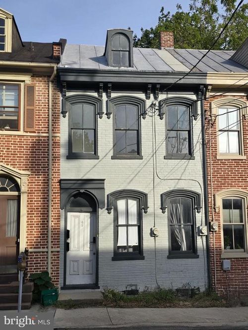 49 S Bedford St, CARLISLE, PA, 17013-3317 | Card Image