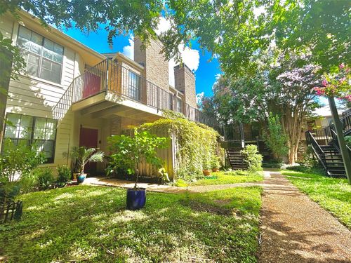 apt-2-2906 West Ave, Austin, TX, 78705-3520 | Card Image