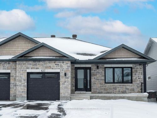 627 Bracewell St, Almonte, ON, K0A1A0 | Card Image