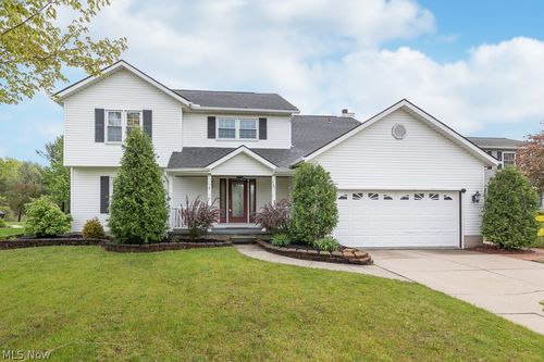 595 Montgomery Dr, Brunswick, OH, 44212-2053 | Card Image