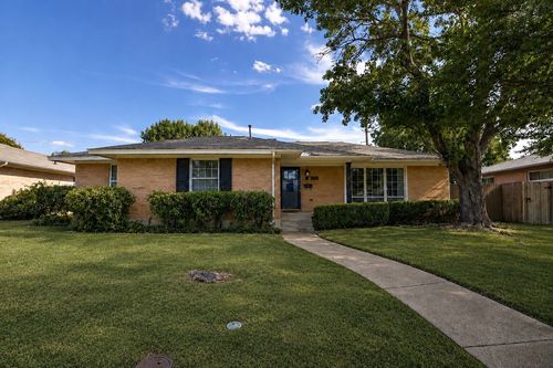 1560 Mapleton Drive, Dallas, TX, 75228 | Card Image