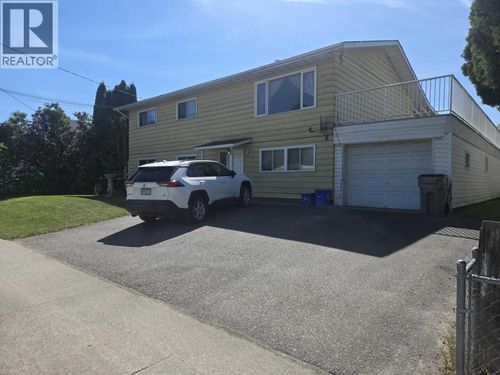 677 Reid St, Quesnel, BC, V2J2N2 | Card Image