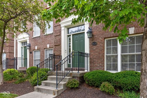 8629 Meridian St, Indianapolis, IN, 46260-5302 | Card Image