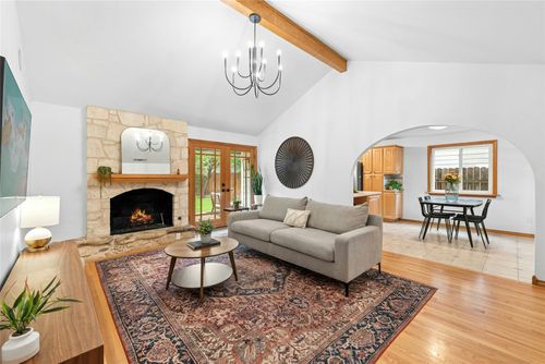 11612 Fast Horse Dr, Austin, TX, 78759-4119 | Card Image