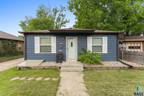 2505 S Western Ave, Sioux Falls, SD, 57105-3430 | Card Image
