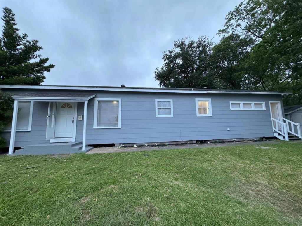 6th Ave, Texas City, TX 77590
