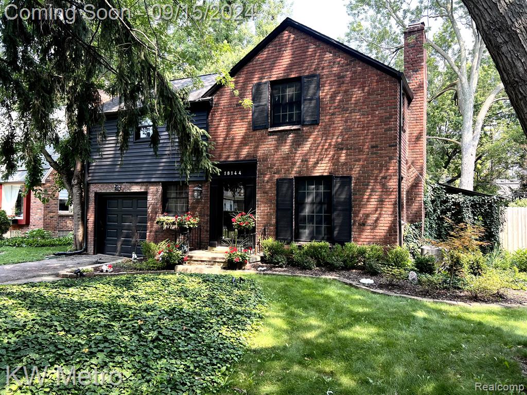 Sunnybrook Ave, Lathrup Village, MI 48076