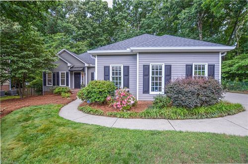 6880 Greenbrook Dr, Clemmons, NC, 27012-9094 | Card Image