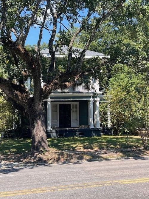 1574 Dauphin St, Mobile, AL, 36604-1350 | Card Image