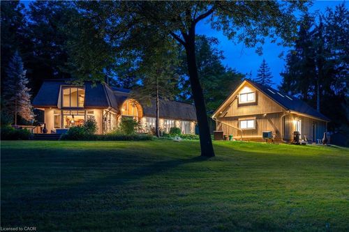 2229 Herrgott Rd, Saint Clements, ON, N0B2M0 | Card Image