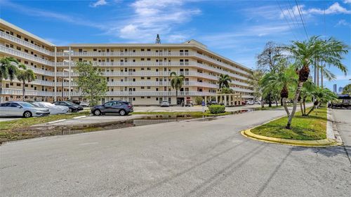 l514-2905 Point East Dr, Aventura, FL, 33160 | Card Image