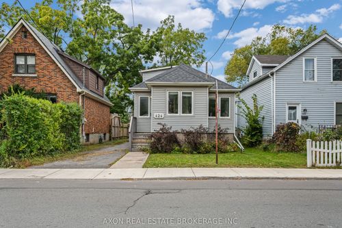 424 Victoria St, Kingston, ON, K7L3Z5 | Card Image