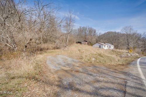 2595 Sinking Creek Hwy, Dungannon, VA, 24245-4023 | Card Image