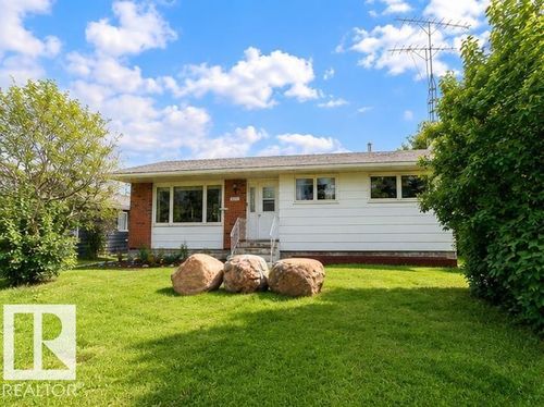4506 47 Ave, Bonnyville, AB, T9N1H2 | Card Image
