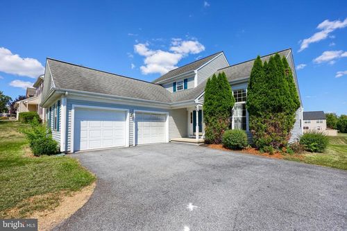 81 Tower Dr, ELIZABETHTOWN, PA, 17022-8317 | Card Image