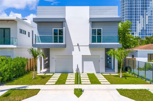 3140 Carter St, Coconut Grove, FL, 33133-4321 | Card Image