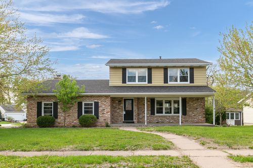 3503 32nd St, Moline, IL, 61265-5365 | Card Image