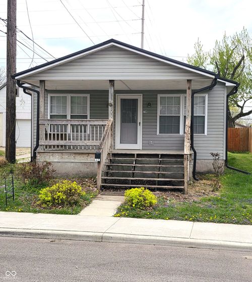 739 Pike St, Martinsville, IN, 46151-1242 | Card Image