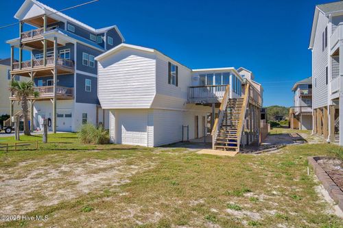 221 Topsail Rd, N Topsail Beach, NC, 28460-8244 | Card Image