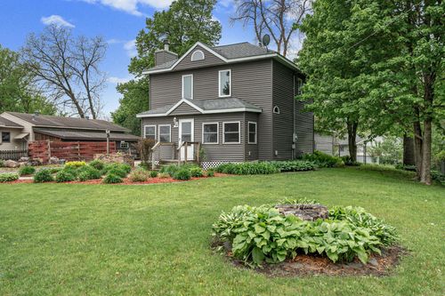 1636 Saint Paul Rd, Owatonna, MN, 55060-1462 | Card Image