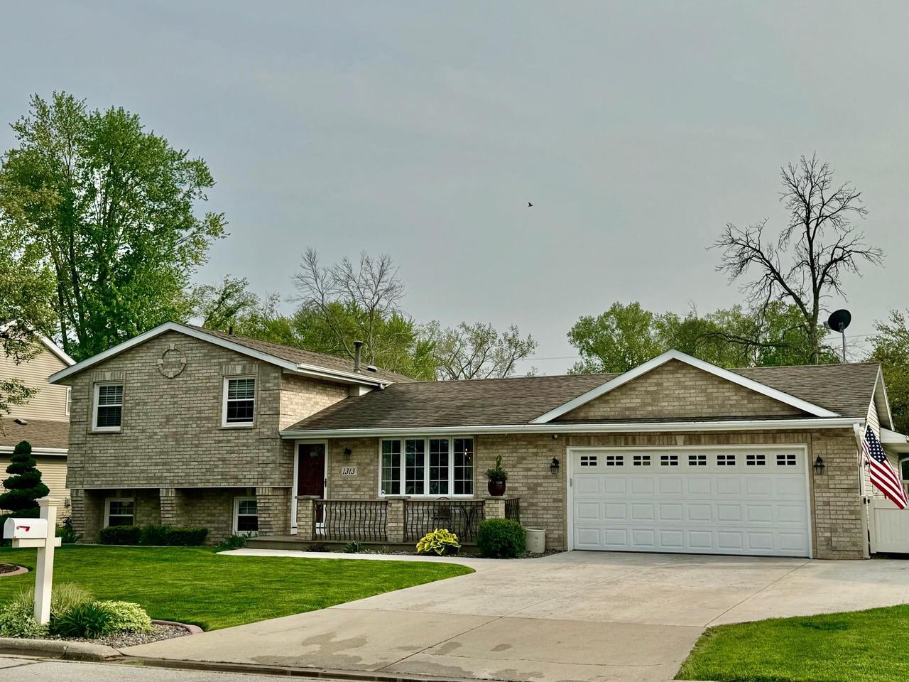 Blue Ridge Dr, Green Bay, WI 54304