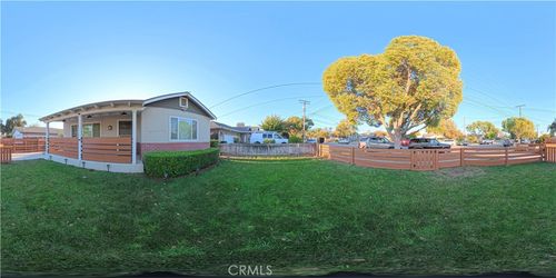 211 N Pasadena Ave, Azusa, CA, 91702-3724 | Card Image