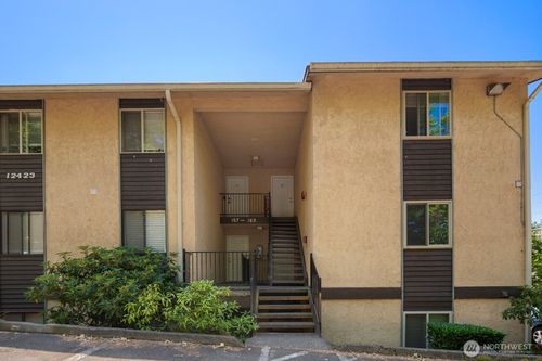 apt-b160-12423 Ne 145th Pl, Kirkland, WA, 98034-1269 | Card Image