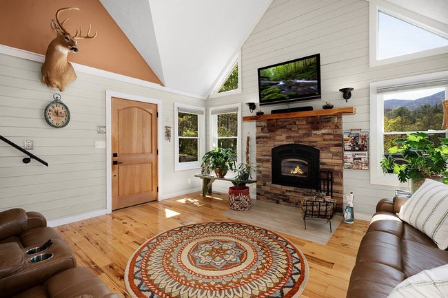 306 Pig Trl, Home with 6 bedrooms, 3 bathrooms and null parking in Cherry Log GA | Image 29