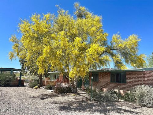 4390 W Camino Nuestro, Tucson, AZ, 85745-9390 | Card Image
