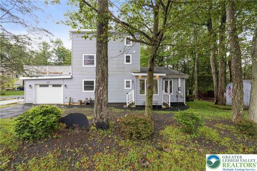 6433 Marvin Gdns, Tobyhanna, PA, 18466-3257 | Card Image