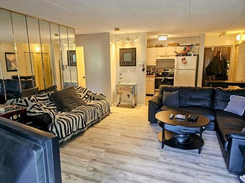 apt-112-46 Cochituate Rd, Framingham, MA, 01701-7998 | Card Image