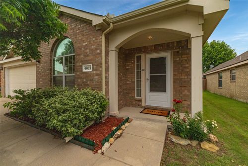 4021 Diamond Ridge Dr, Fort Worth, TX, 76244-8609 | Card Image
