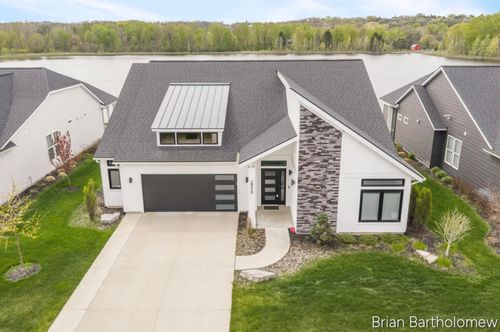 2930 Isle Water Drive, Plainfield Charter Township, MI, 49306 | Card Image