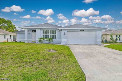 9232 Cypress Dr N, FORT MYERS, FL, 33967-5440 | Card Image