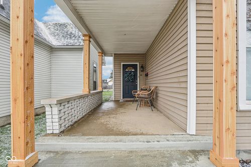 437 Sanders St, Indianapolis, IN, 46225-1628 | Card Image