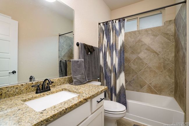 228 Comanche Trl, House other with 4 bedrooms, 3 bathrooms and null parking in Cibolo TX | Image 21