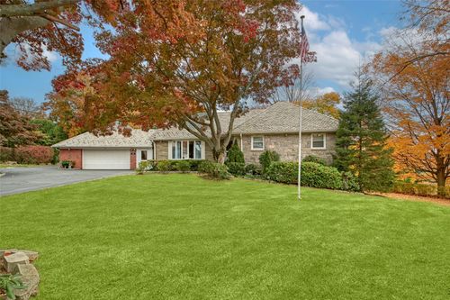 25 Fountain Dr, Valhalla, NY, 10595-1433 | Card Image
