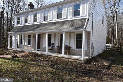 4036 Trapp Rd, Fairfax, VA, 22032-1137 | Card Image