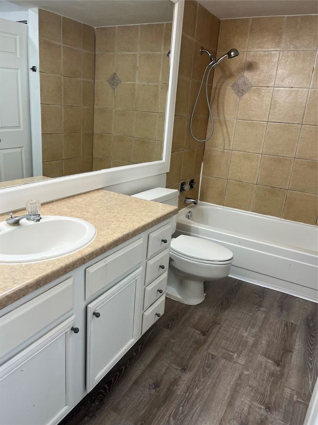 APT-273B - 16301 Ledgemont Ln, Condo with 1 bedrooms, 1 bathrooms and null parking in Addison TX | Image 8
