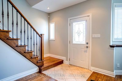 70 Inwood Ave, House other with 3 bedrooms, 4 bathrooms and 4 parking in East York ON | Image 3