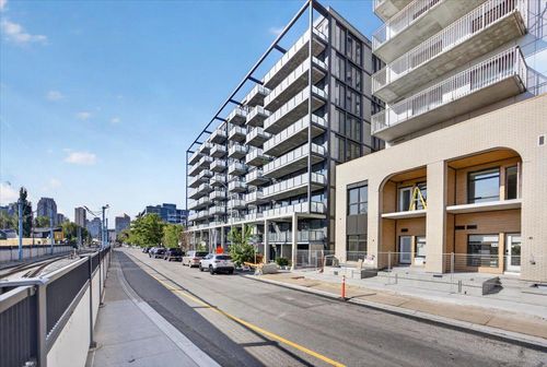 811-327 9a St Nw, Calgary, AB, T2N1T7 | Card Image