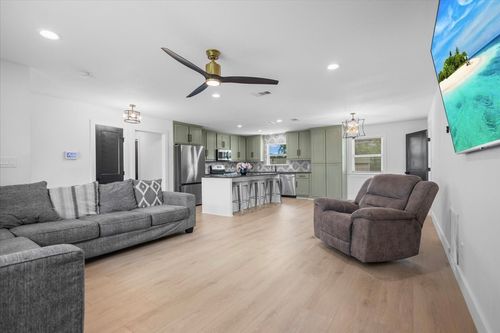 3901 Fm 1395, Wills Point, TX, 75169-6177 | Card Image