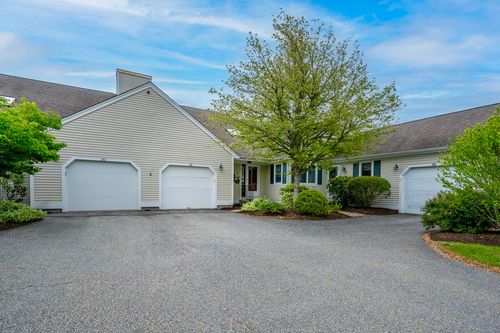 151 Leisure Green Dr, Mashpee, MA, 02649-2828 | Card Image