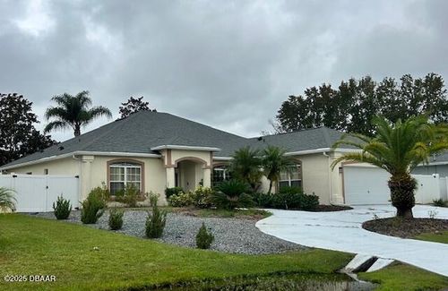 9 Wood Crest Ln, PALM COAST, FL, 32164-7949 | Card Image