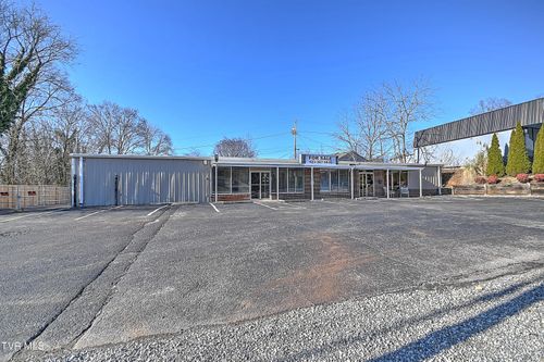 3504 Fort Henry Dr, Kingsport, TN, 37664-4064 | Card Image