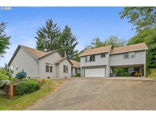 3850 Westwood Dr, Tillamook, OR, 97141-9697 | Card Image