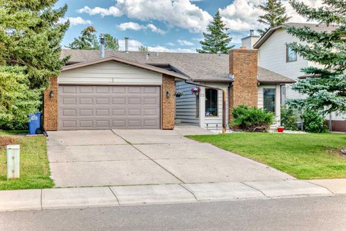 22 Glenhill Drive, Cochrane, AB, T4C1G8 | Card Image