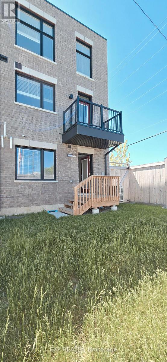 Residential in Ajax (South West) 5
